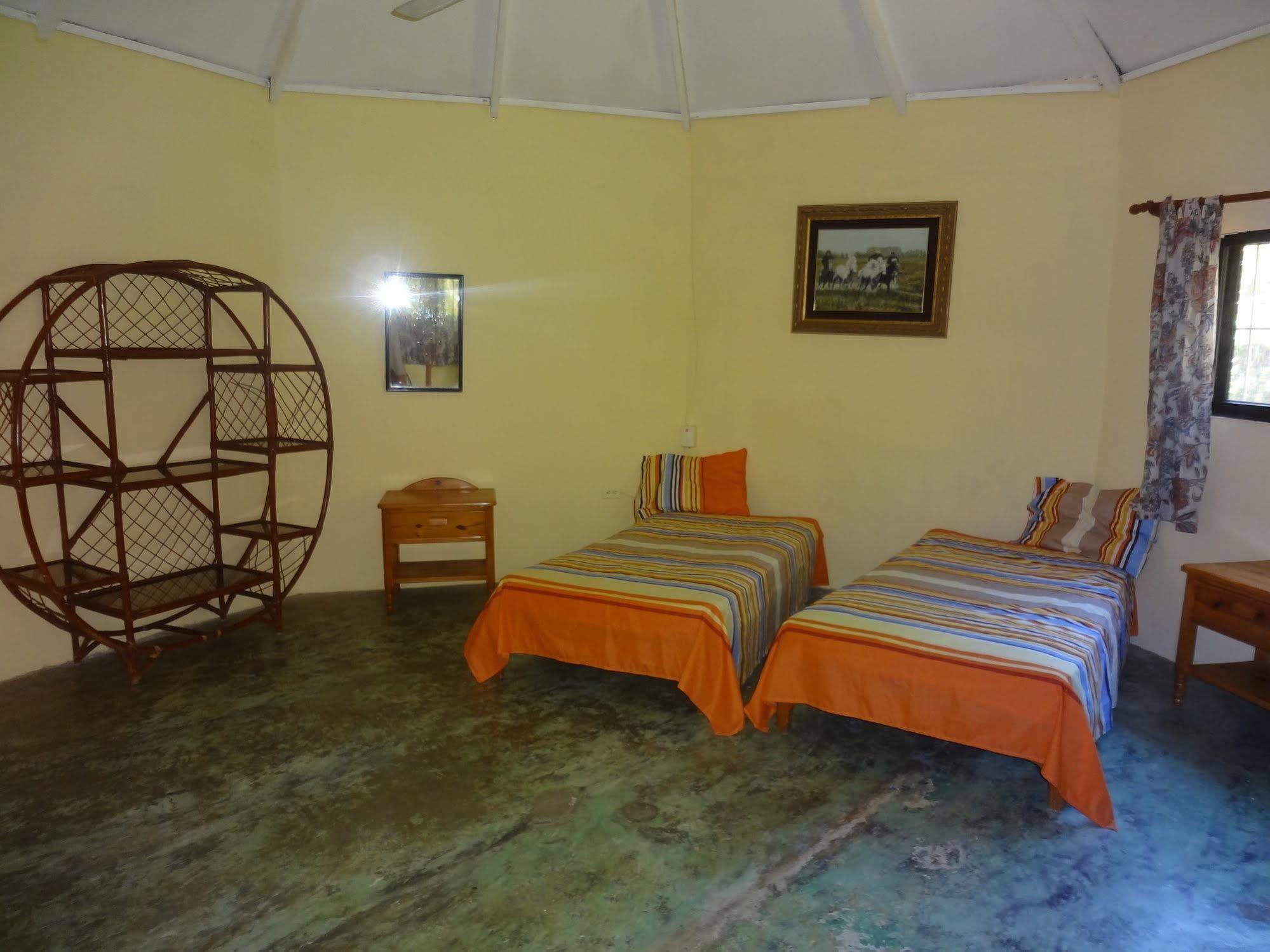 Gipsy Ranch Rooms Cabarete Extérieur photo